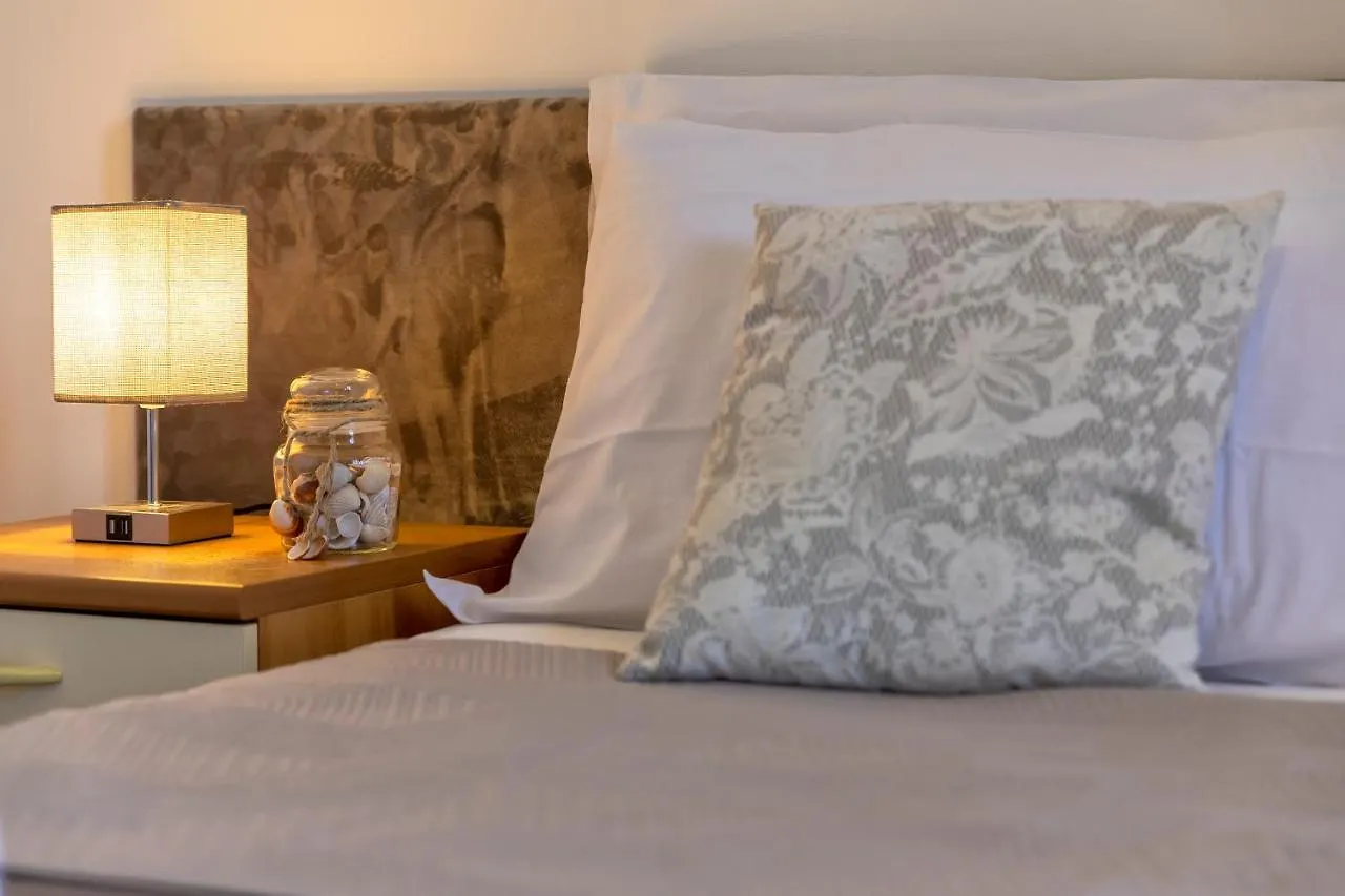 Villa Grazia Alghero 2*,  Itália